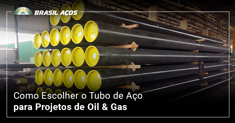 Fornecedor de tubos de aço carbono e a imagem possui o texto Fornecedor de tubos de aço carbono com pronta entrega: como escolher?
